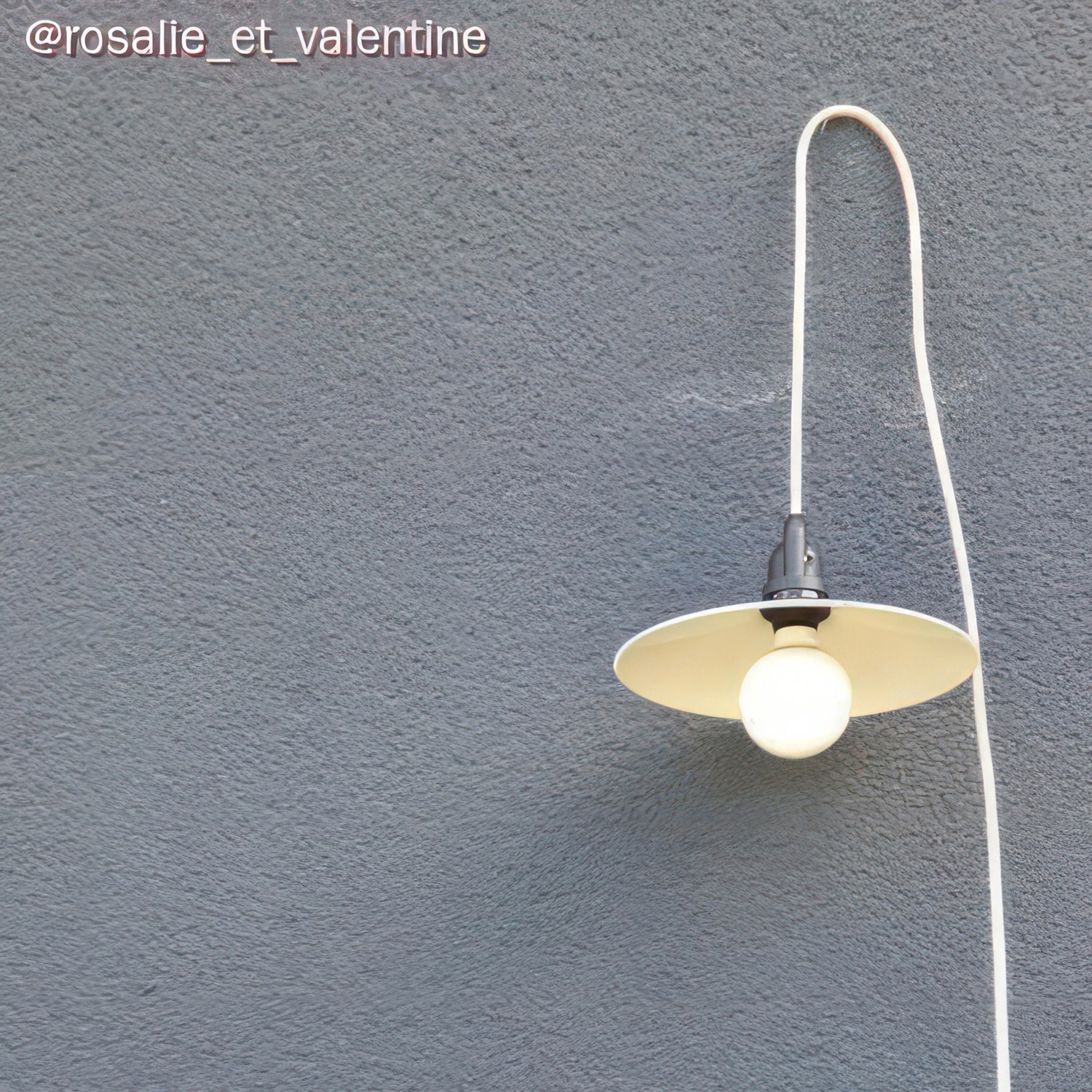 UV-bestendige ronde elektrische kabel met witte SM01 stoffen voering voor buitengebruik - Compatibel met Eiva Outdoor IP65