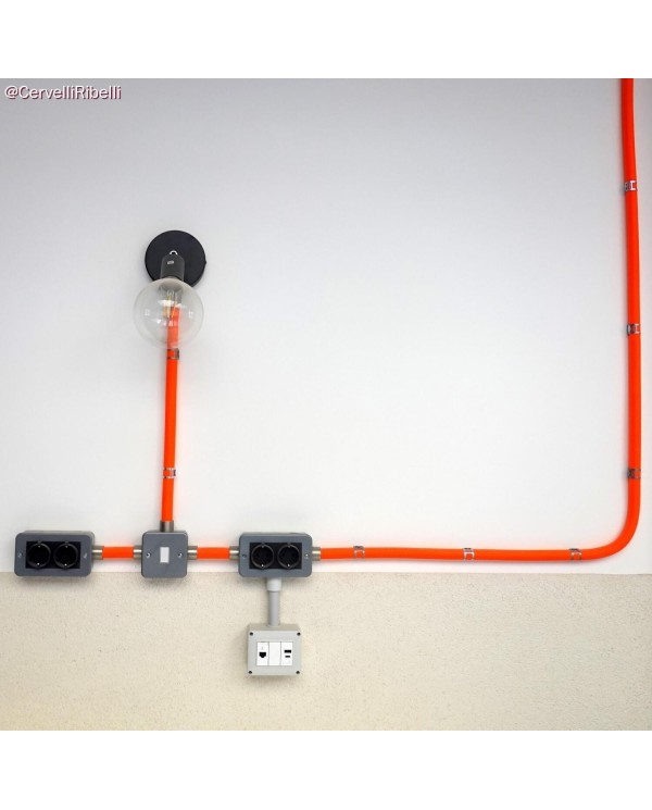 Verzinkte metalen aansluitdop met schroefdraad voor 20 mm. Creative-Tube, schroefklemmen meegeleverd