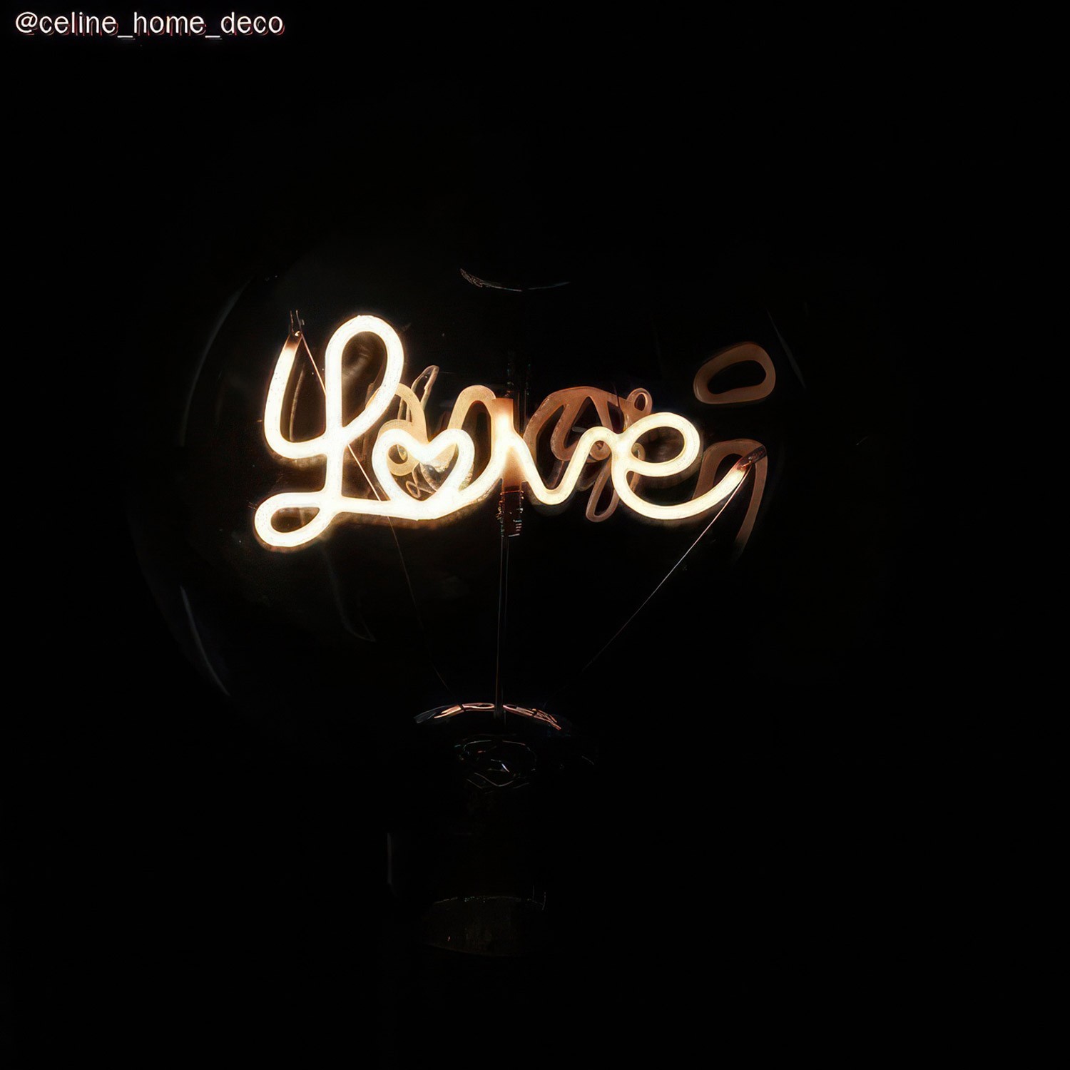 Ampoule Dorée Globe LED pour lampe à poser - G125 Filament simple "Love" - 5W 250Lm E27 2000K Dimmable