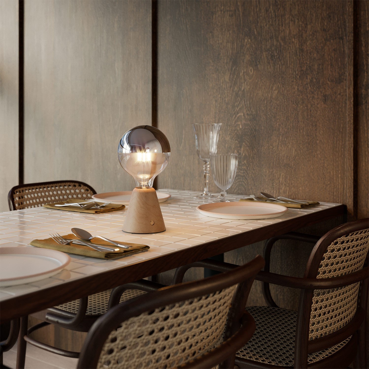 Draagbare en oplaadbare Cabless01 LED-lamp met zilveren Half Sphere lichtbron