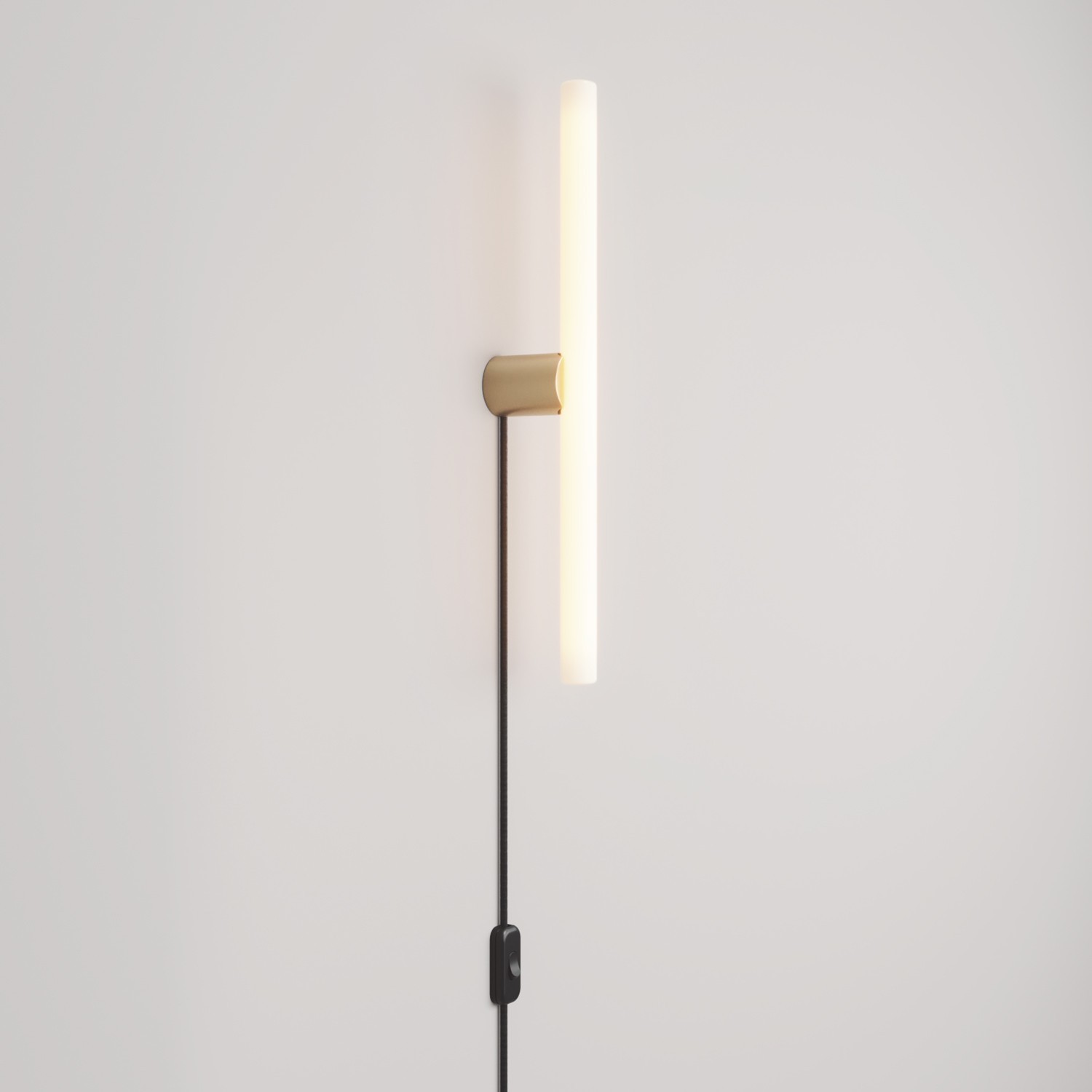 Lamp met stekker, metalen afwerking en lineaire LED S14d-lamp