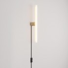 Lamp met stekker, metalen afwerking en lineaire LED S14d-lamp
