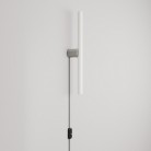 Lamp met stekker, metalen afwerking en lineaire LED S14d-lamp