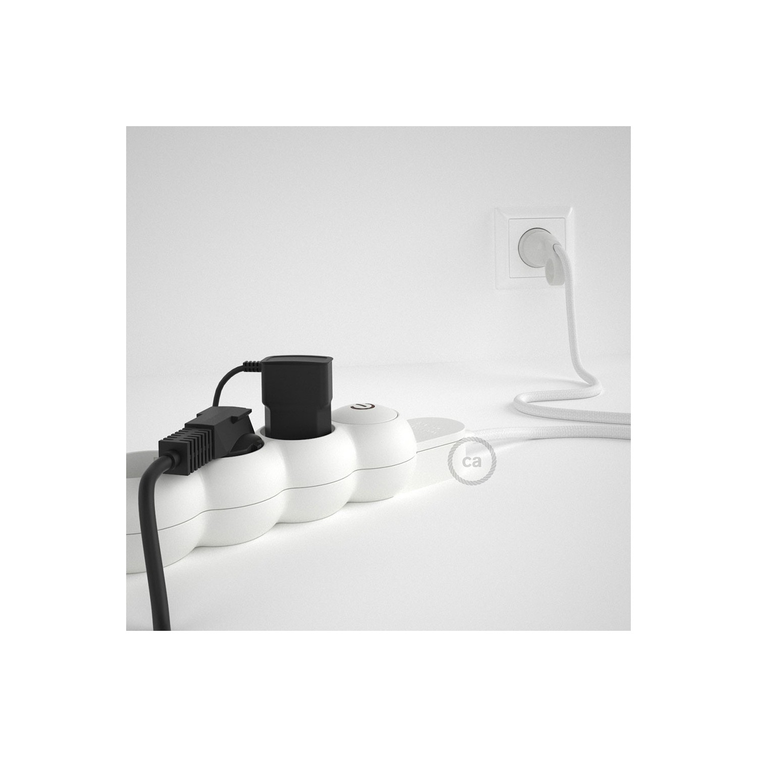 Bloc multiprise avec câble en tissu Effet Soie Blanc RM01 et fiche schuko avec anneau confort