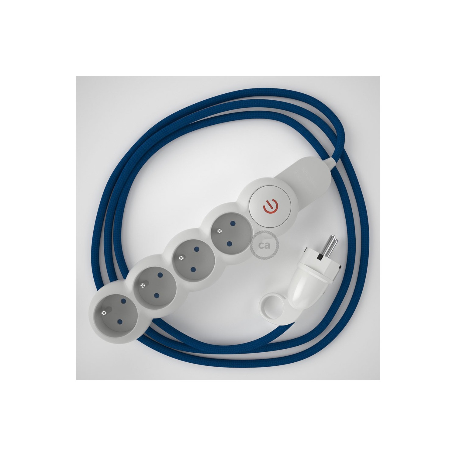Stekkerdoos met strijkijzersnoer van blauwe viscose RM12 en randaarde stekker met comfortabele "ring" grip