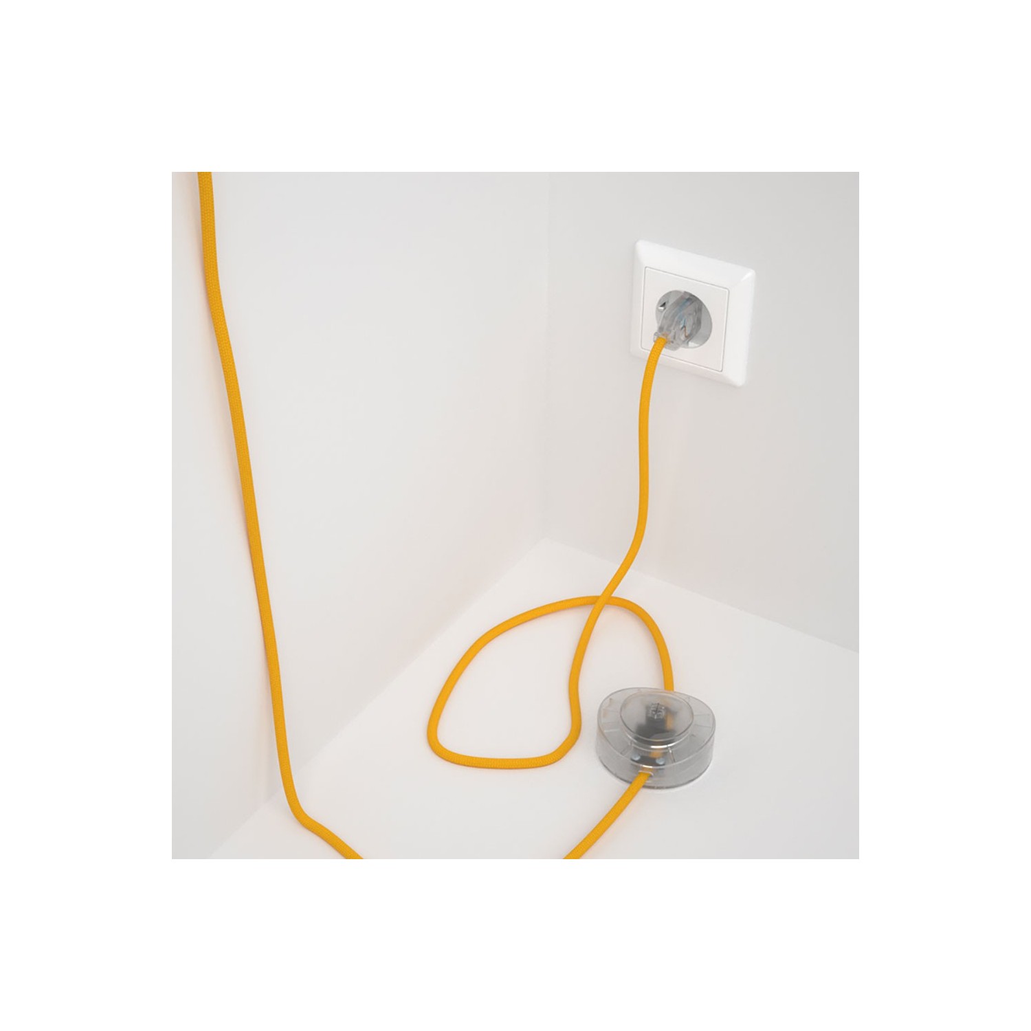 Strijkijzersnoer set RM10 geel viscose 3 m. voor staande lamp met stekker en voetschakelaar.