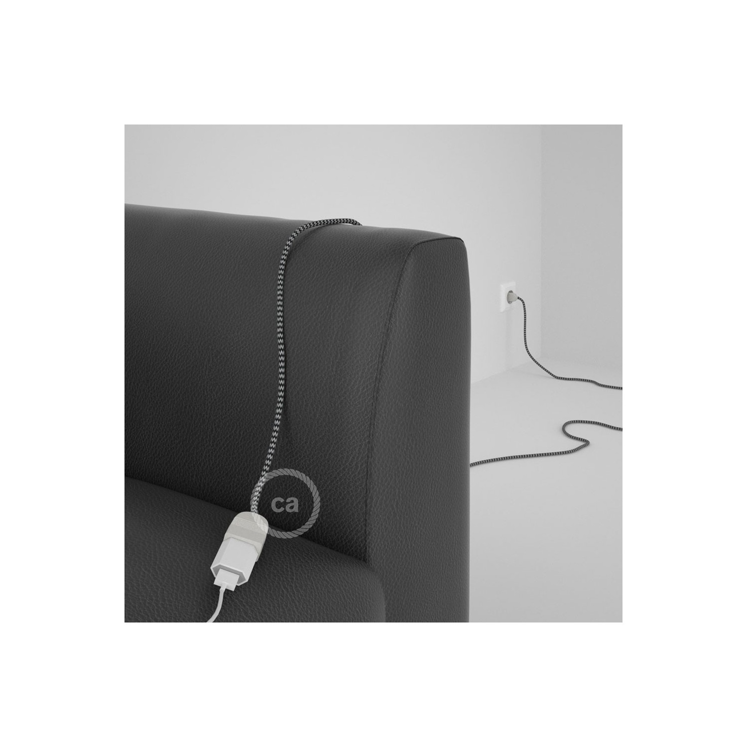 Rallonge électrique avec câble textile RZ04 Effet Soie ZigZag Blanc-Noir 2P 10A Made in Italy.
