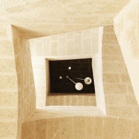 Indoor trappen: ideeën voor verlichting om functionaliteit te combineren met esthetiek